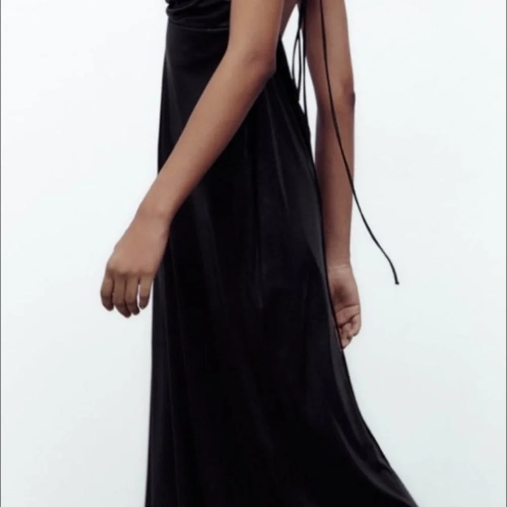 Zara long ruched dress - Picture 4 of 4